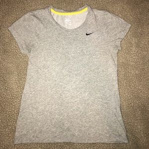 Gray T